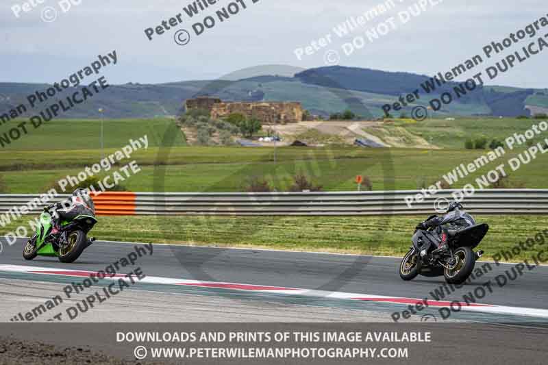 cadwell no limits trackday;cadwell park;cadwell park photographs;cadwell trackday photographs;enduro digital images;event digital images;eventdigitalimages;navarra;no limits trackdays;peter wileman photography;racing digital images;trackday digital images;trackday photos